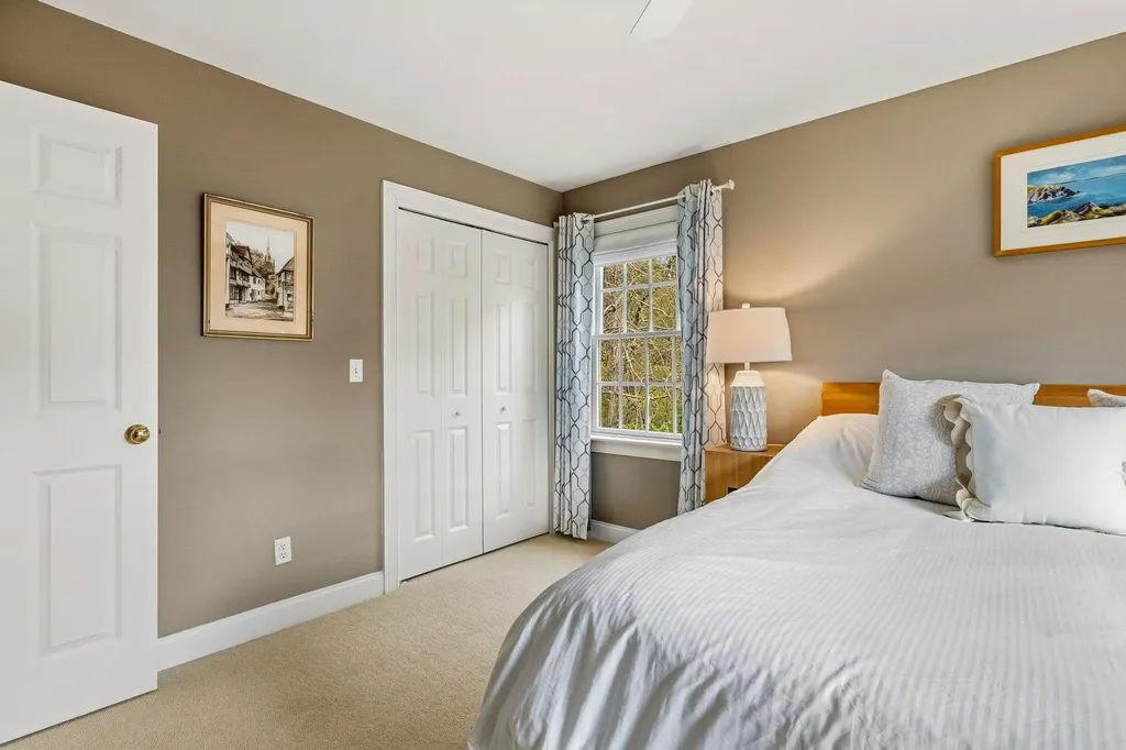 4 White Horse Drive Rye NH 03870