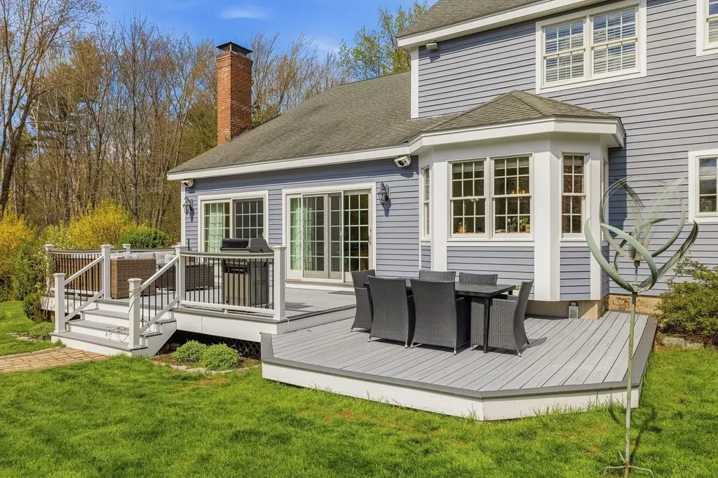 4 White Horse Drive Rye NH 03870
