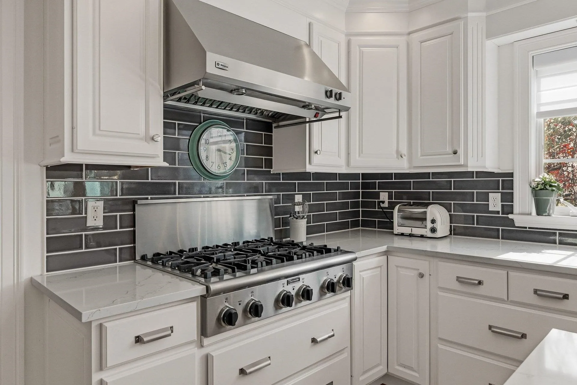 4 White Horse Drive Rye NH 03870