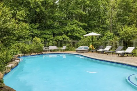 4 White Horse Drive Rye NH 03870