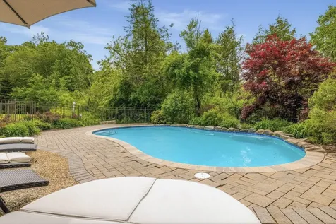 4 White Horse Drive Rye NH 03870