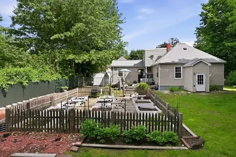 25 Eastman Avenue Bedford NH 03110