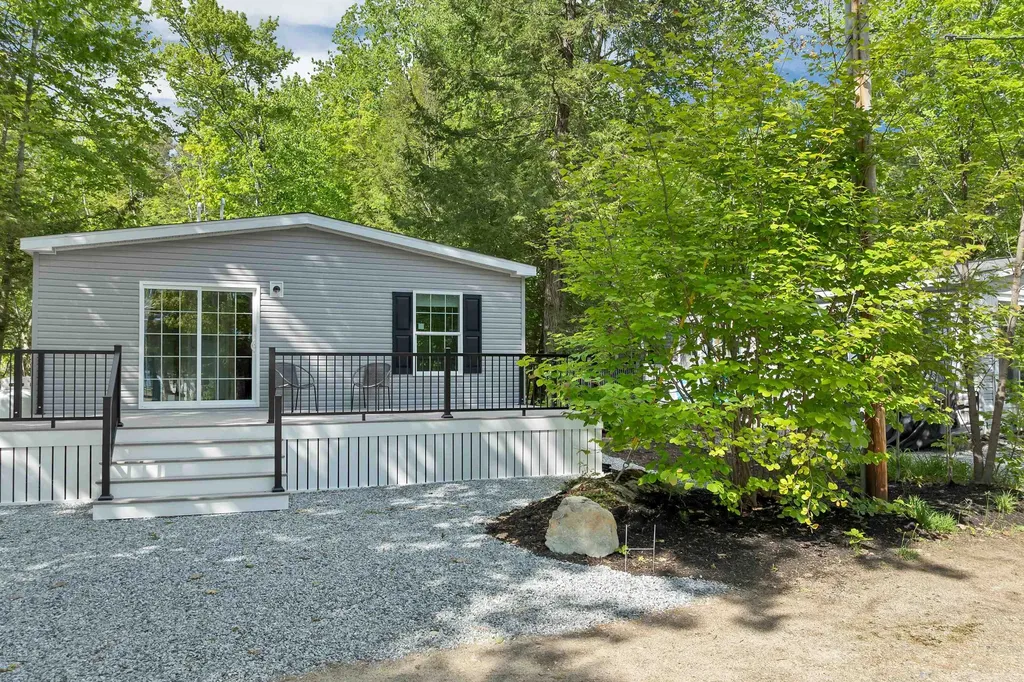 7 Shady Lane Tuftonboro NH 03816
