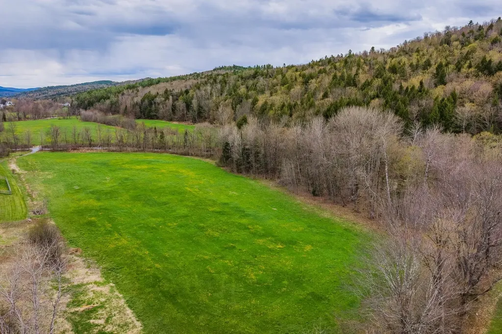0 Vermont 25 Route Topsham VT 05086