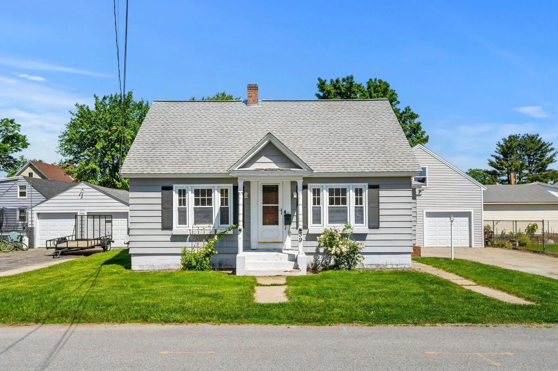39 Lovewell Street Nashua NH 03060