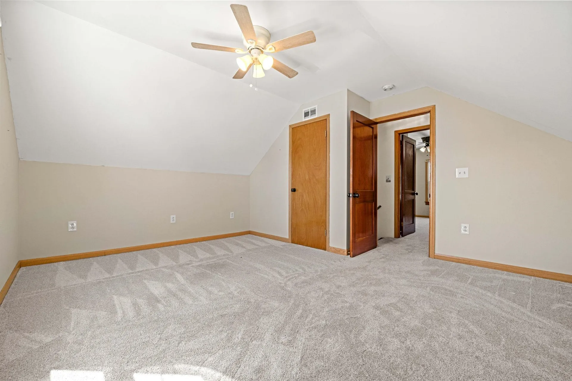 39 Lovewell Street Nashua NH 03060