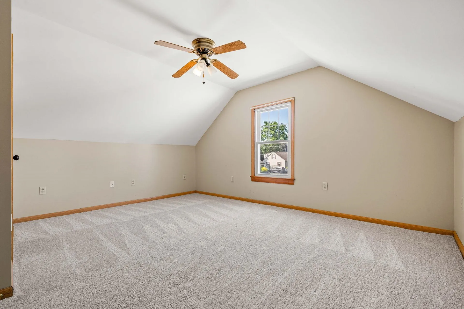 39 Lovewell Street Nashua NH 03060