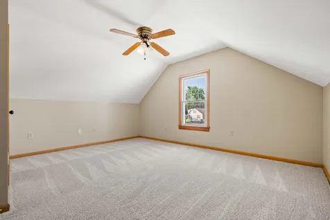39 Lovewell Street Nashua NH 03060