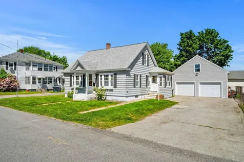 39 Lovewell Street Nashua NH 03060