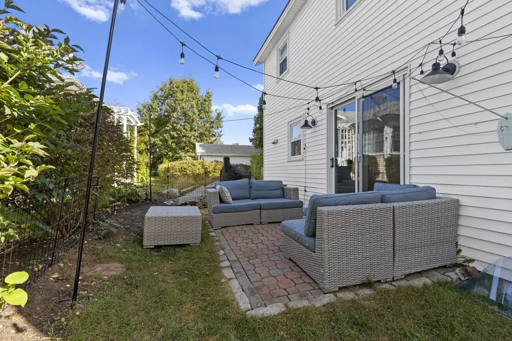 16 Ocean View Avenue Rye NH 03870