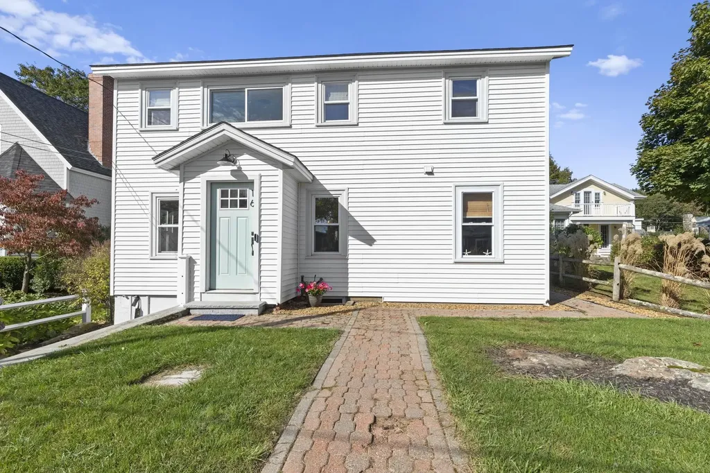 16 Ocean View Avenue Rye NH 03870