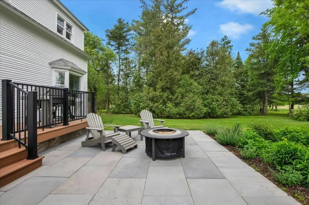 1721 Dorset Street South Burlington VT 05403