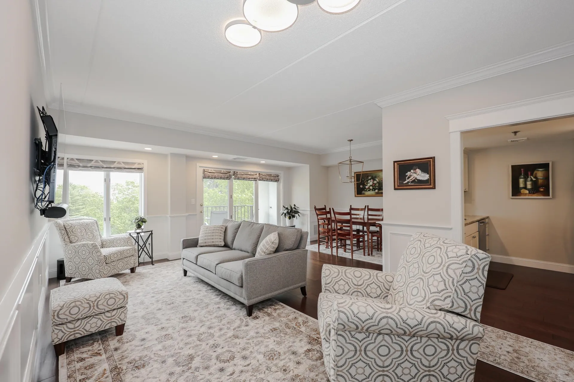 10 Mountain Laurels Drive Nashua NH 03062