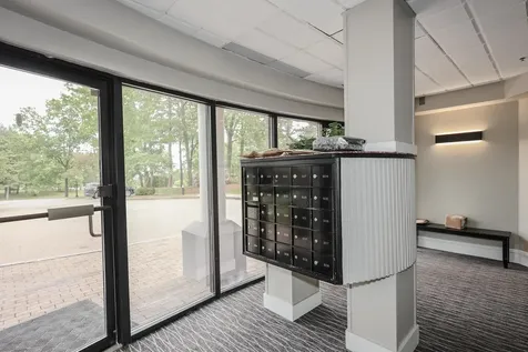 10 Mountain Laurels Drive Nashua NH 03062