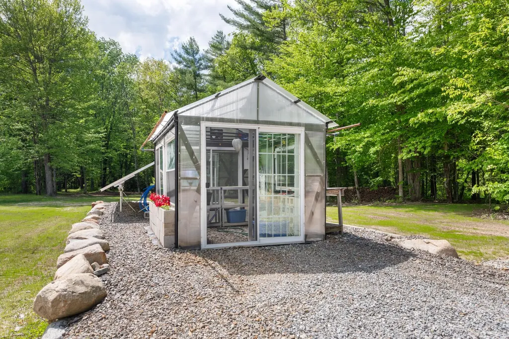 164 Barron Road Bristol NH 03222