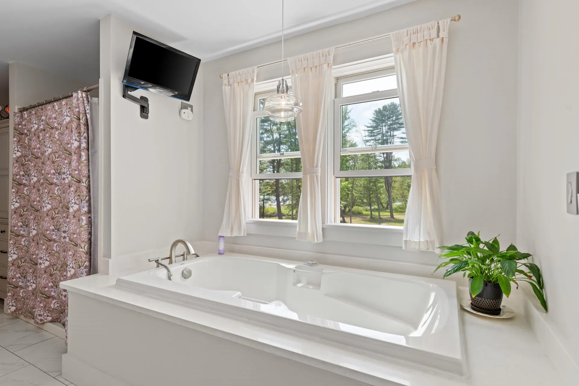 164 Barron Road Bristol NH 03222