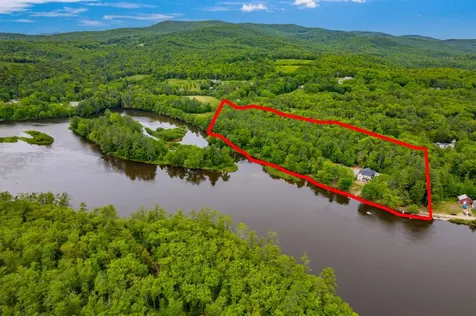 164 Barron Road Bristol NH 03222