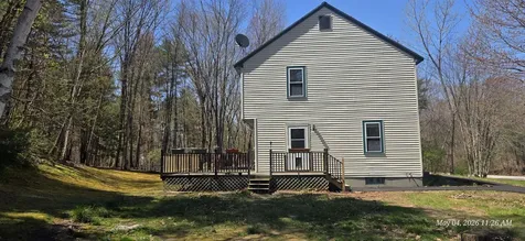 6 Sheridan Drive Londonderry NH 03053