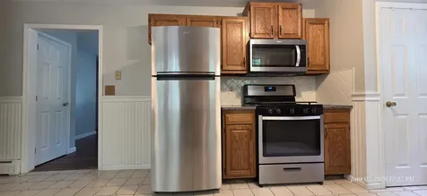 6 Sheridan Drive Londonderry NH 03053