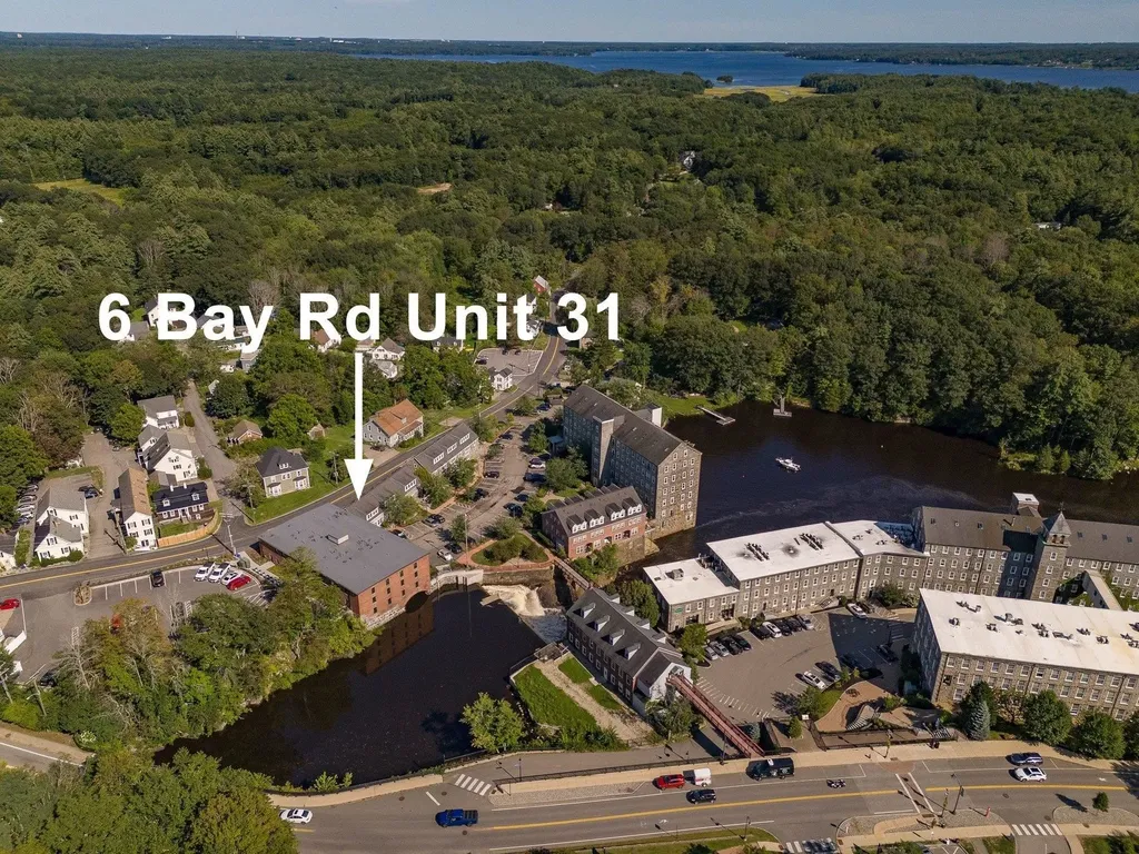 6 Bay Road Newmarket NH 03857