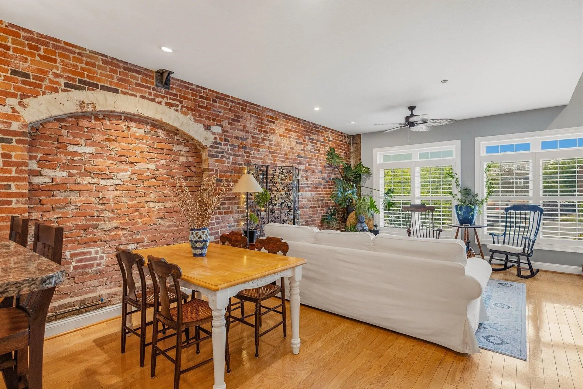 6 Bay Road Newmarket NH 03857