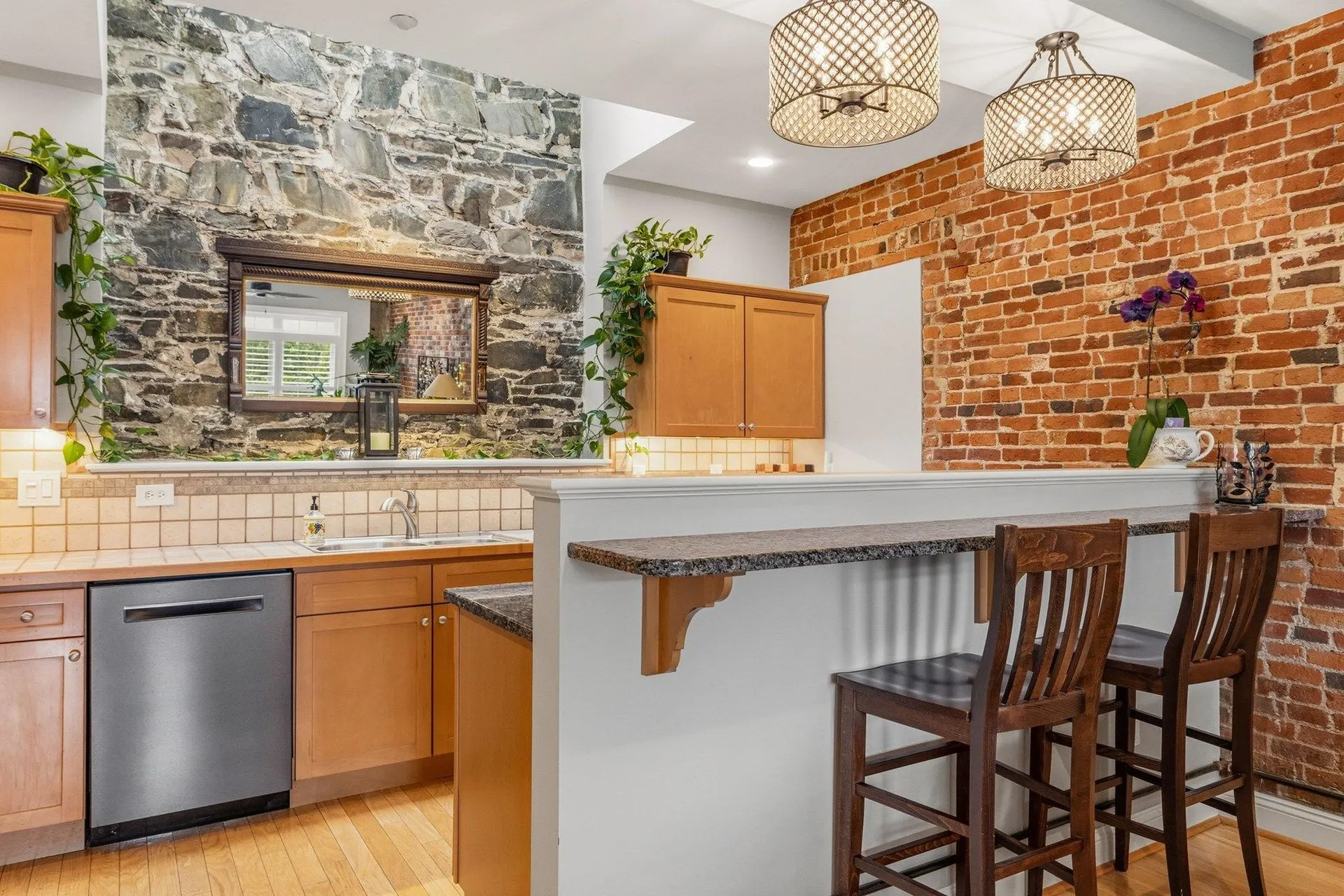 6 Bay Road Newmarket NH 03857