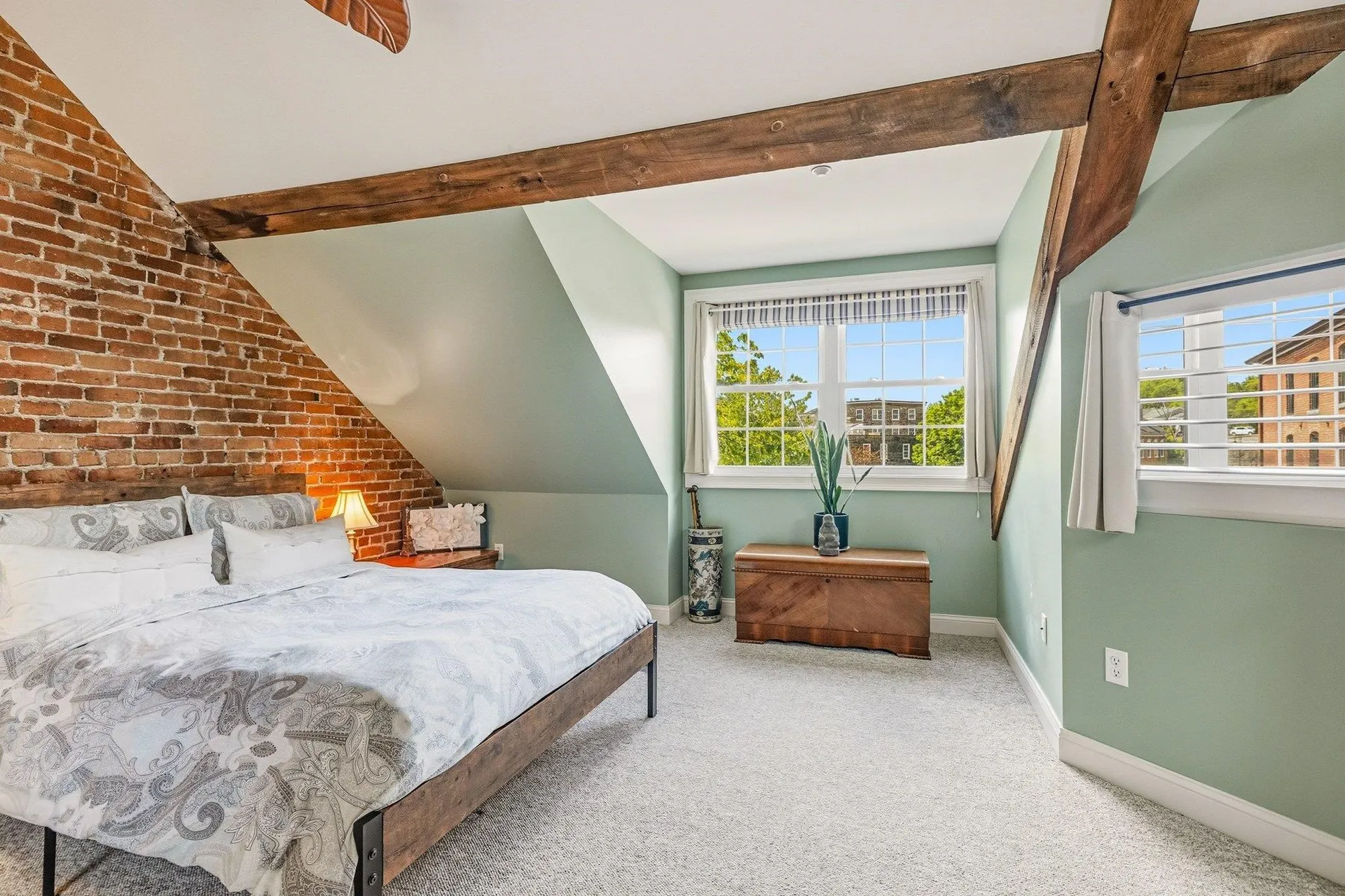 6 Bay Road Newmarket NH 03857