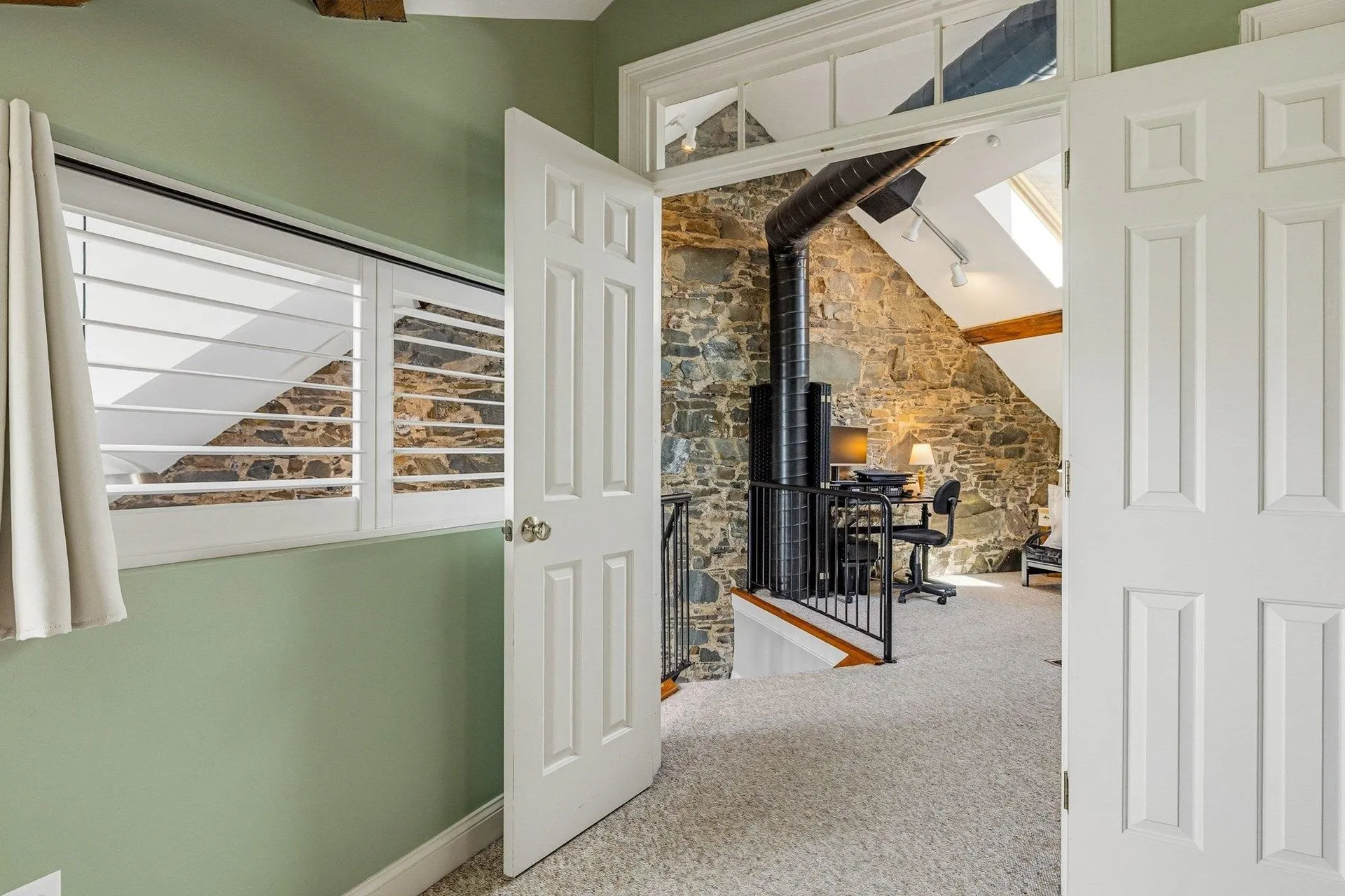 6 Bay Road Newmarket NH 03857