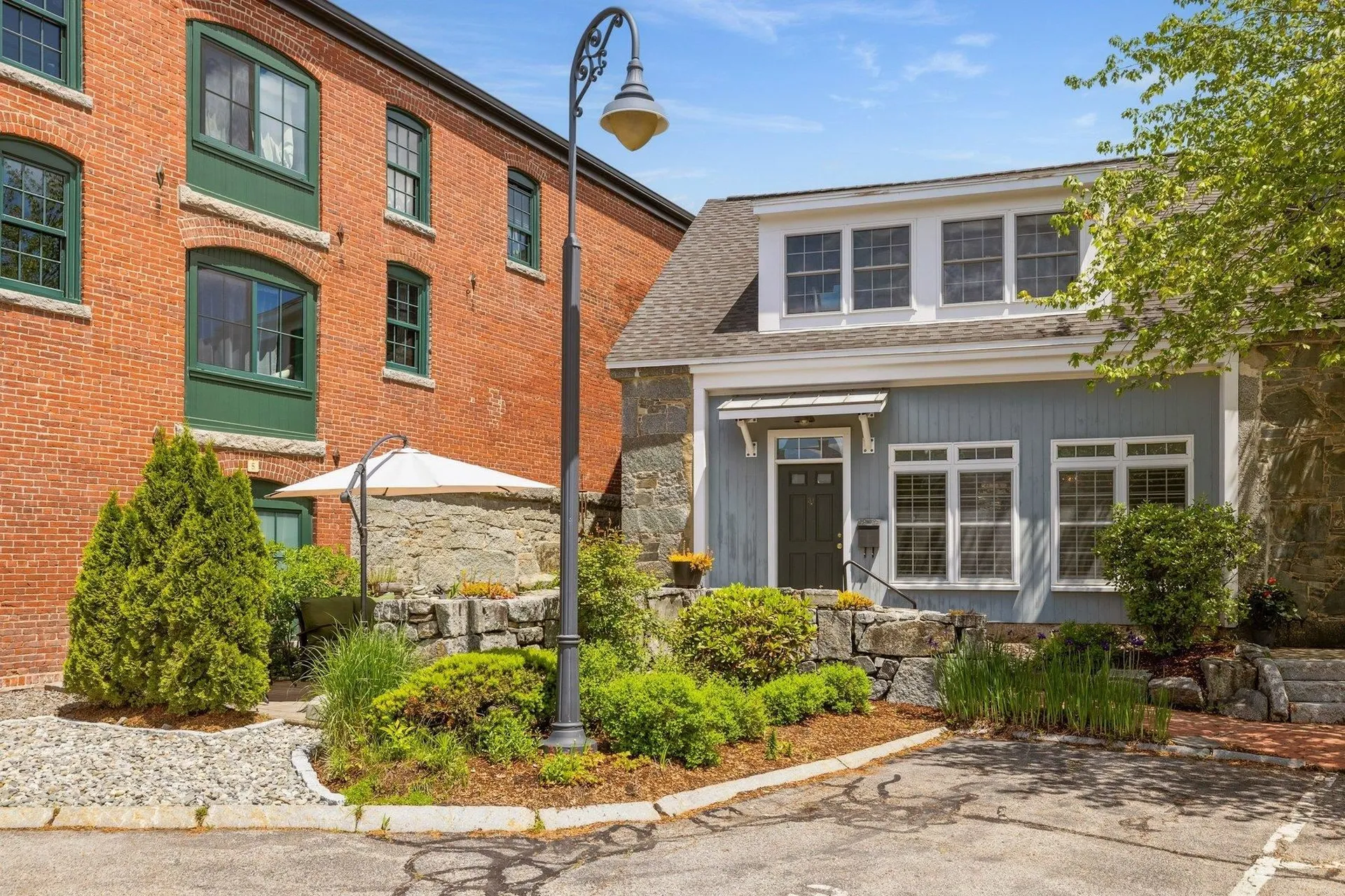 6 Bay Road Newmarket NH 03857
