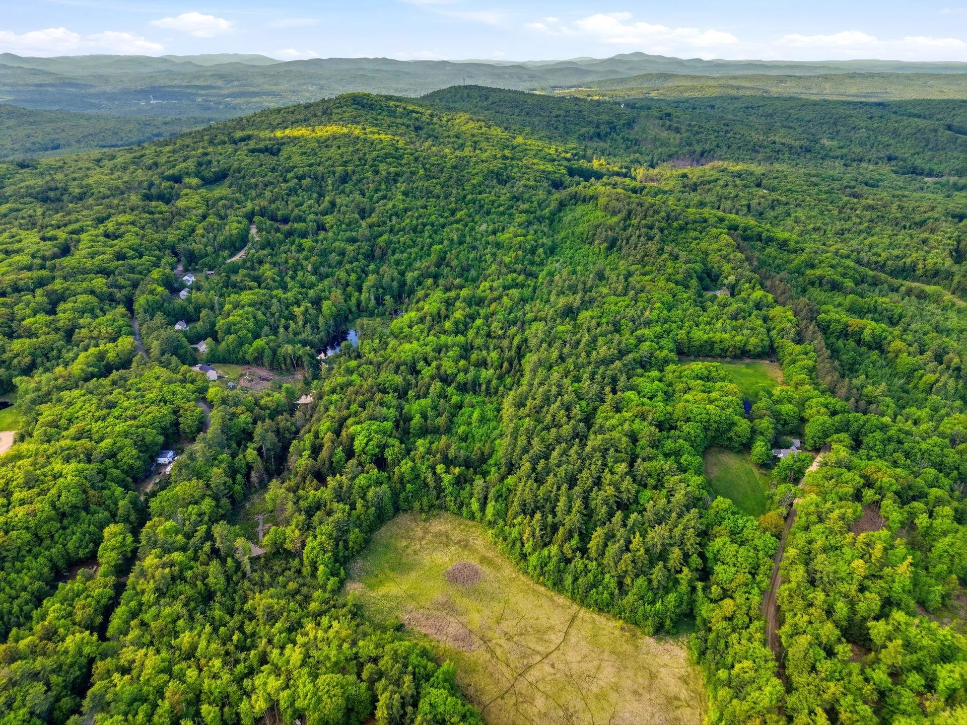 91 Wolf Hill Road Deering NH 03242