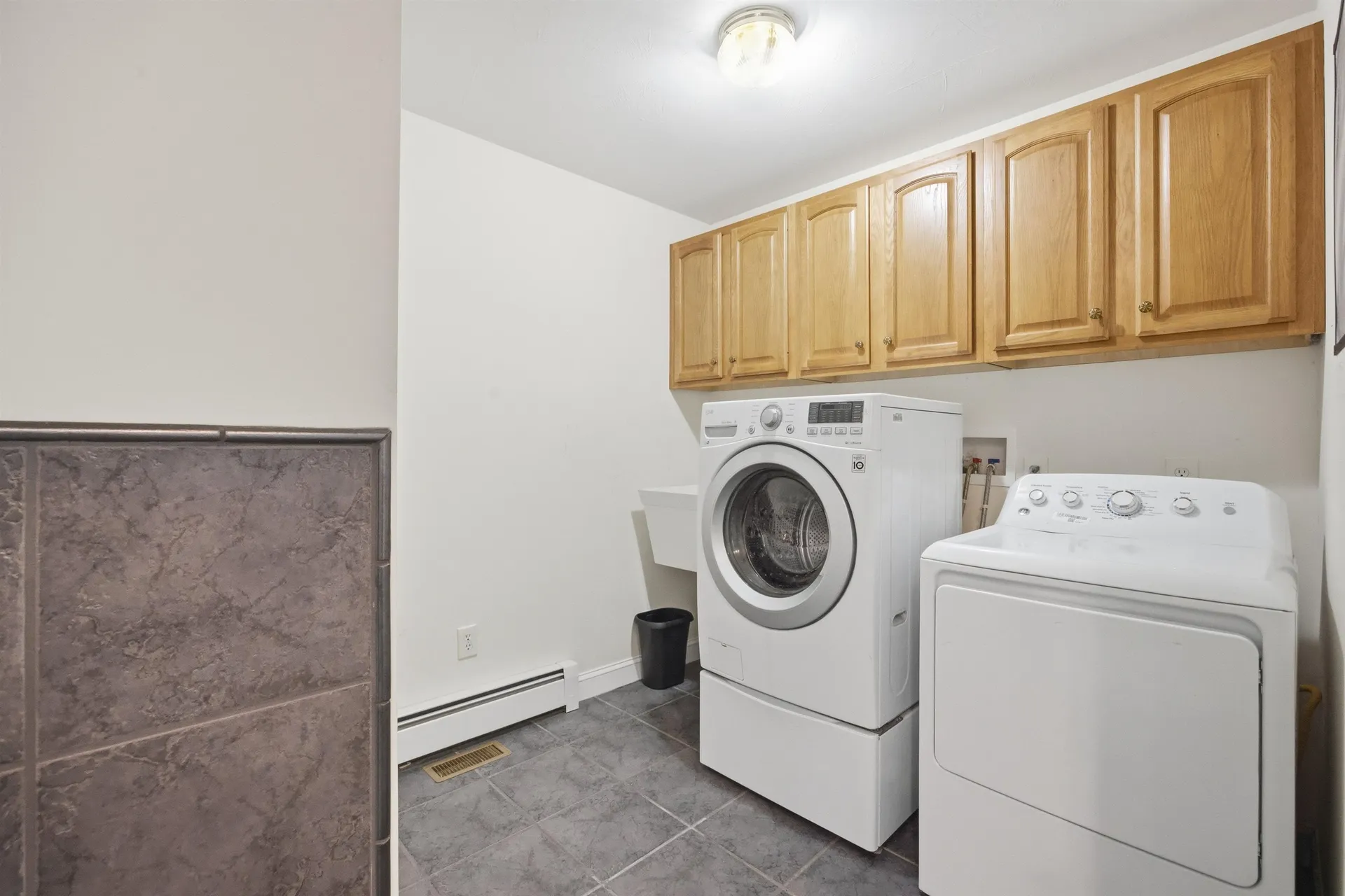 6 Dunnmoore Drive Bow NH 03304