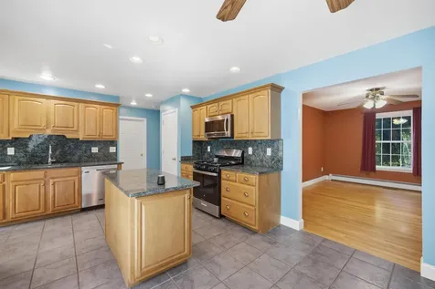6 Dunnmoore Drive Bow NH 03304
