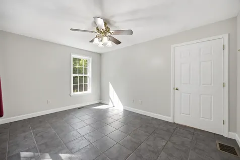 6 Dunnmoore Drive Bow NH 03304