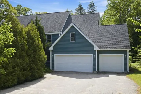 6 Dunnmoore Drive Bow NH 03304