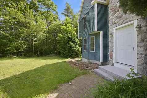 6 Dunnmoore Drive Bow NH 03304