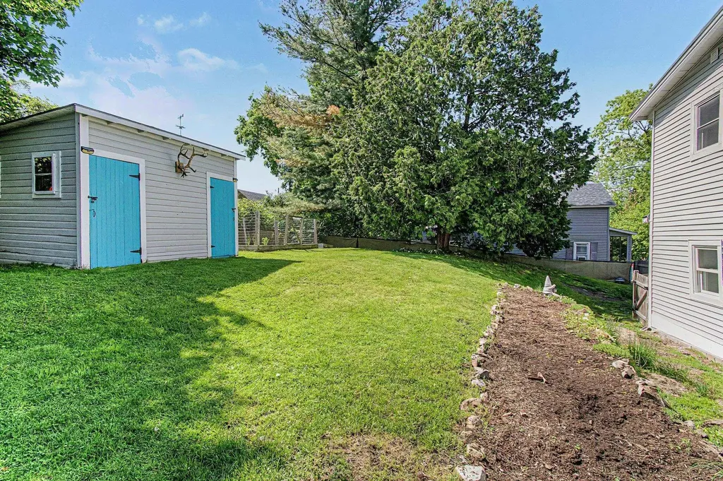 10 Rumsey Lane Burlington VT 05408