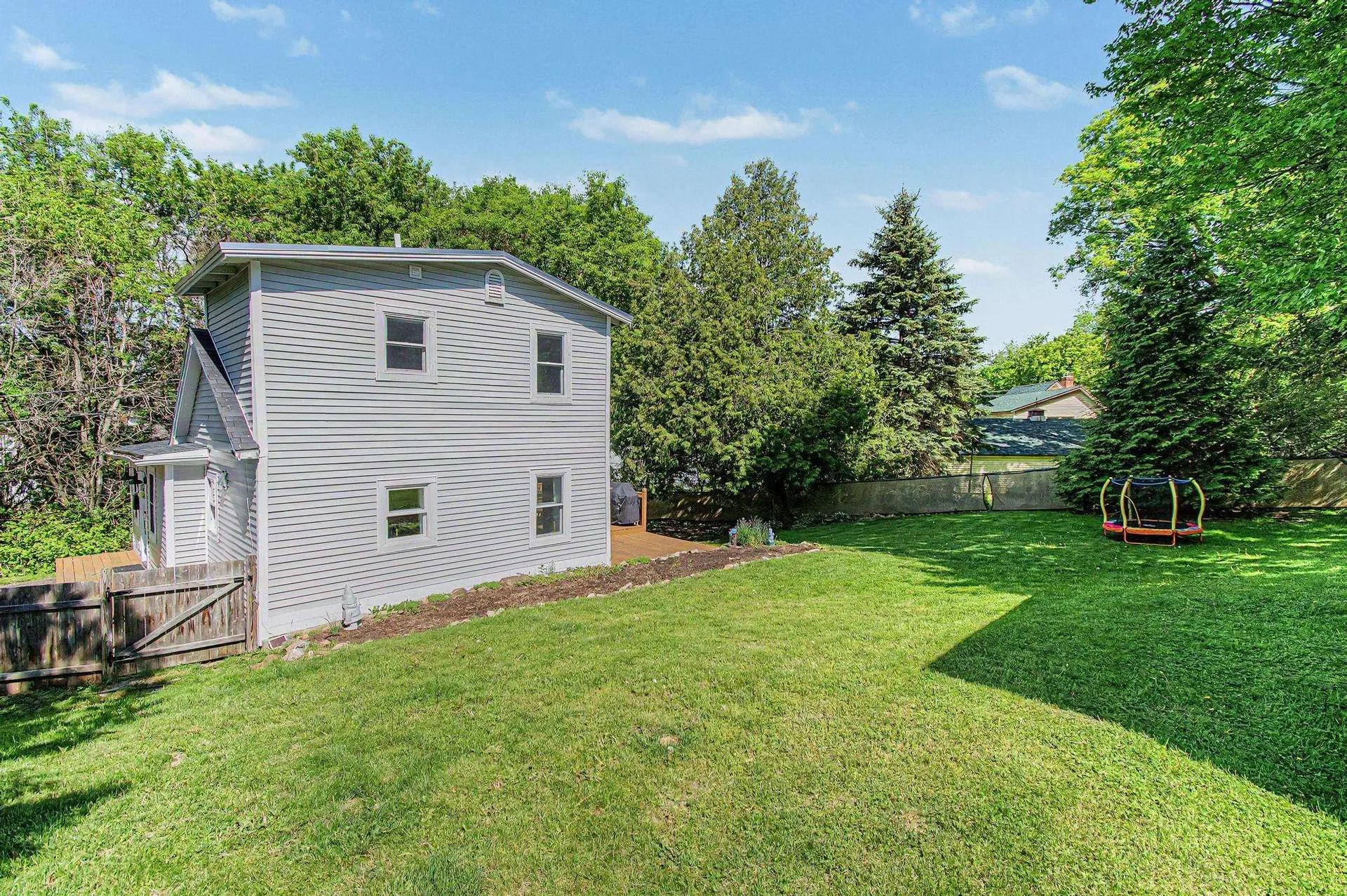 10 Rumsey Lane Burlington VT 05408