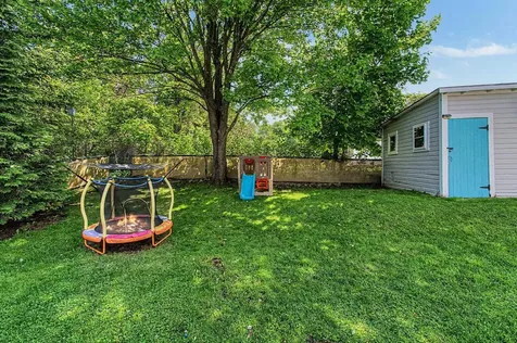 10 Rumsey Lane Burlington VT 05408