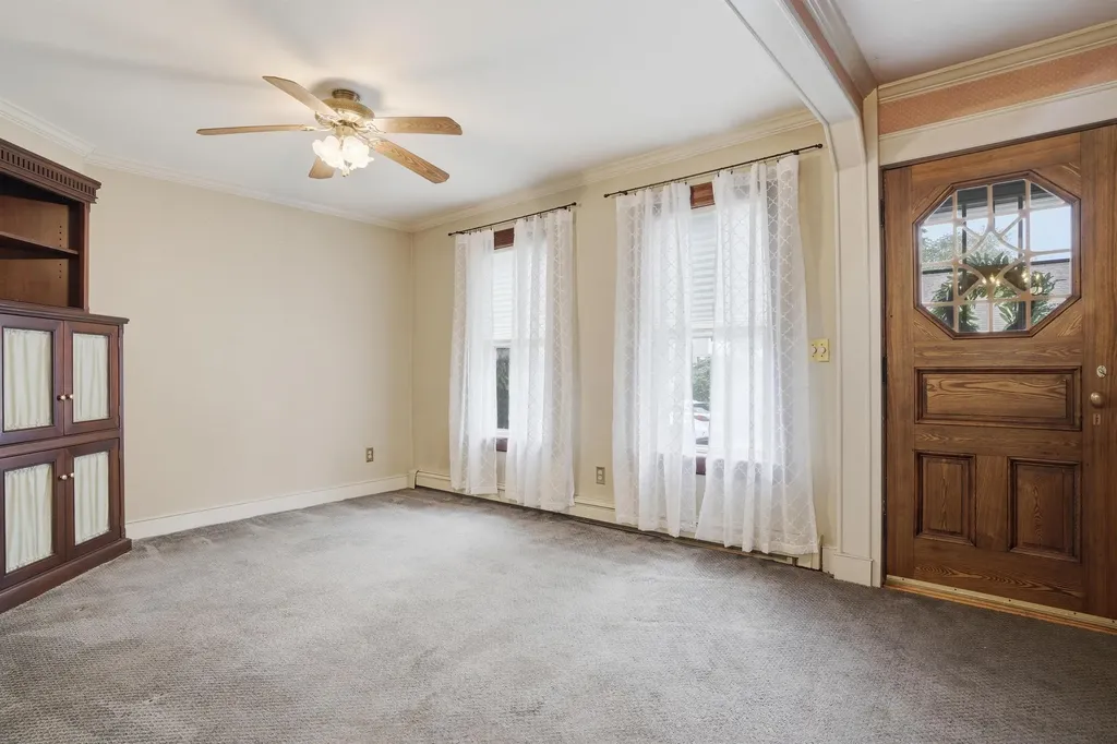 118 Highland Park Avenue Manchester NH 03109