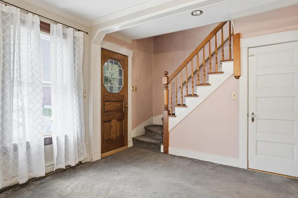 118 Highland Park Avenue Manchester NH 03109
