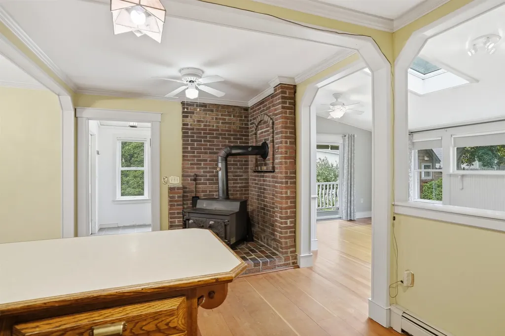 118 Highland Park Avenue Manchester NH 03109