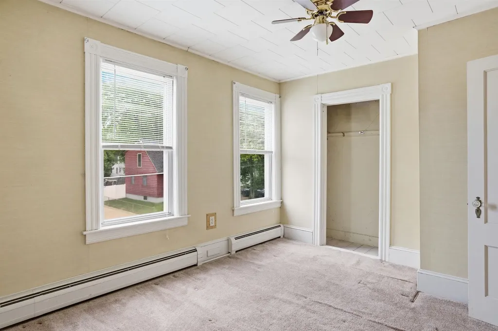 118 Highland Park Avenue Manchester NH 03109