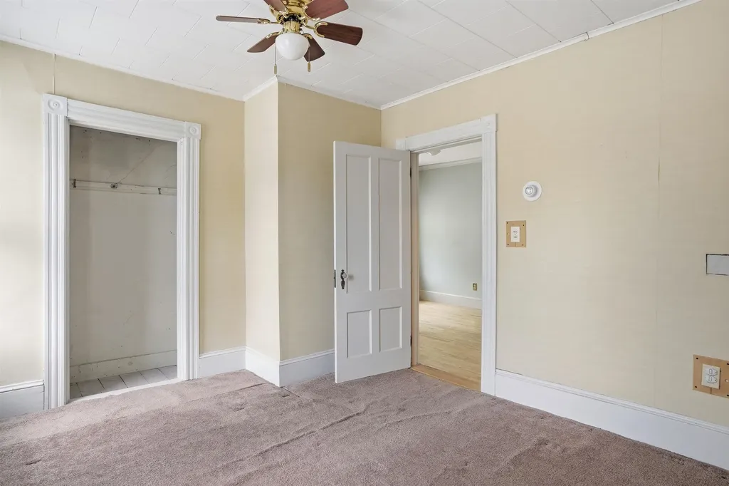 118 Highland Park Avenue Manchester NH 03109