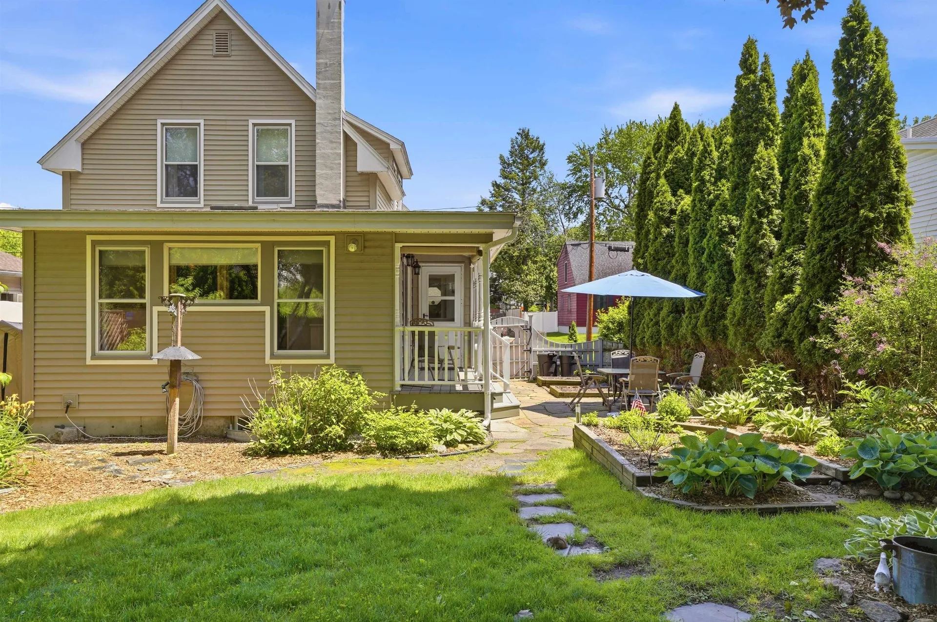 118 Highland Park Avenue Manchester NH 03109