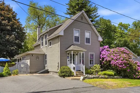 118 Highland Park Avenue Manchester NH 03109
