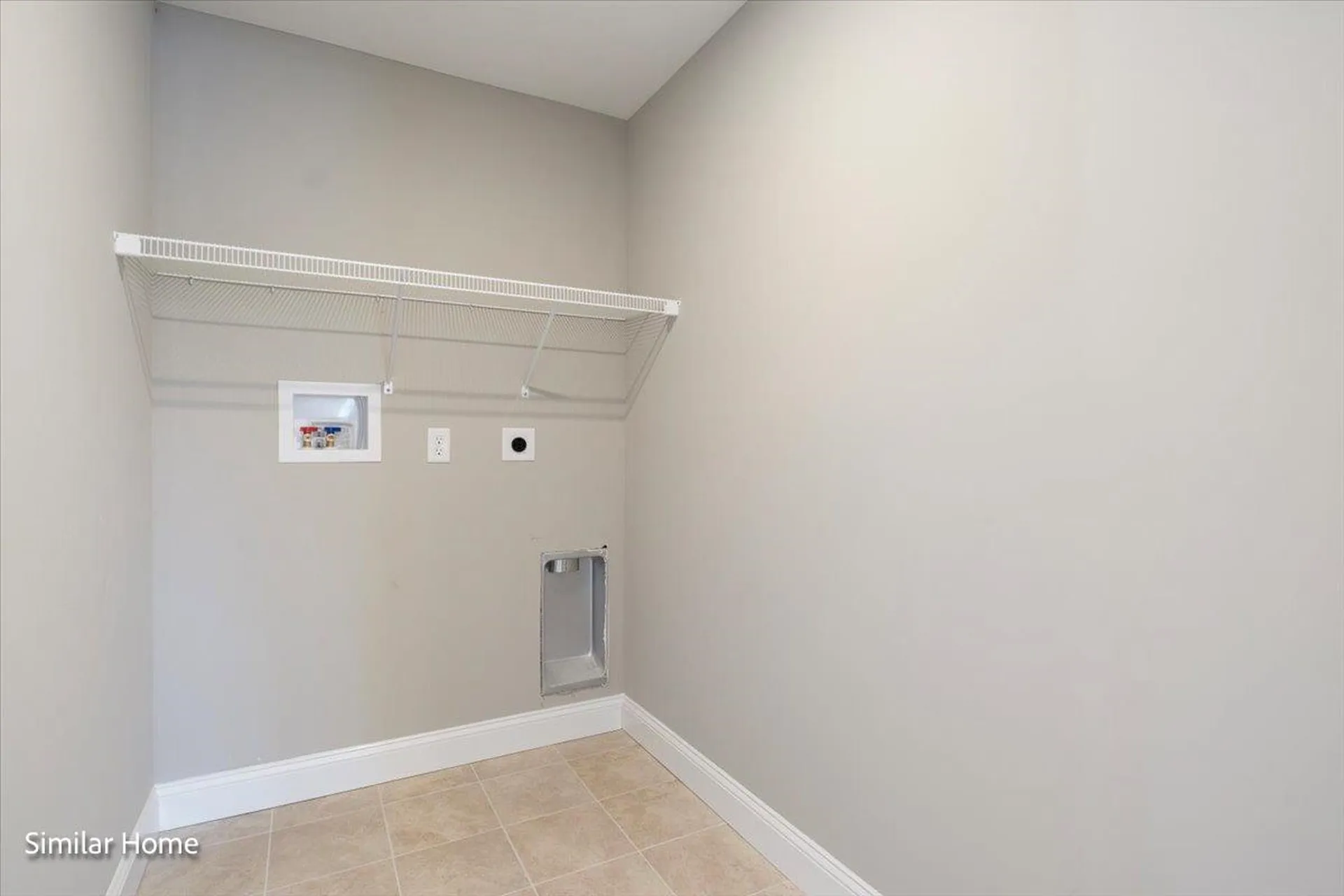 36 Edgewater Drive Brentwood NH 03833