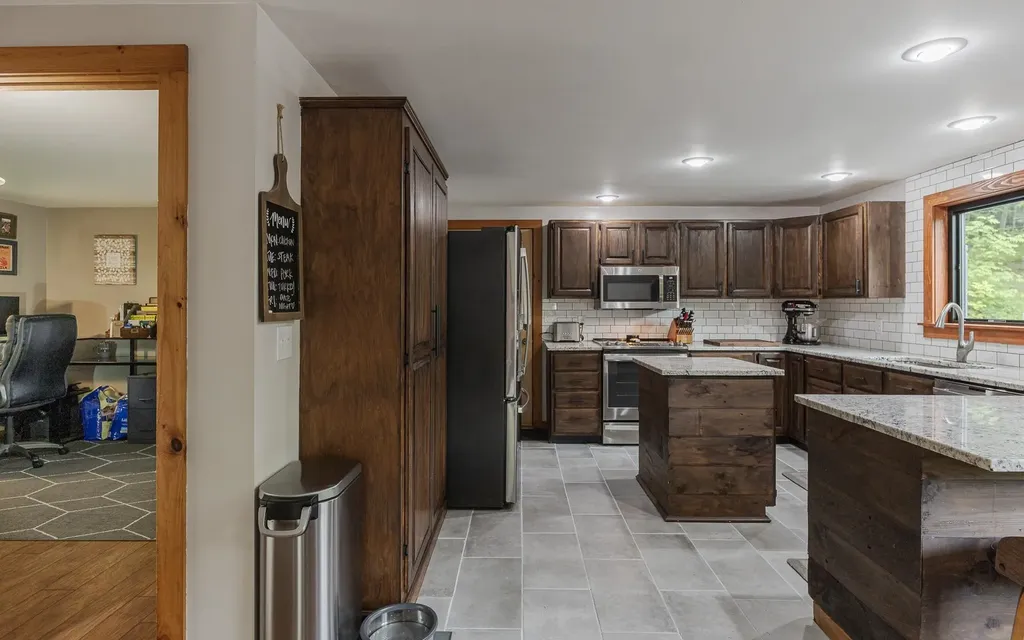 189 Crane Brook Road Langdon NH 03602