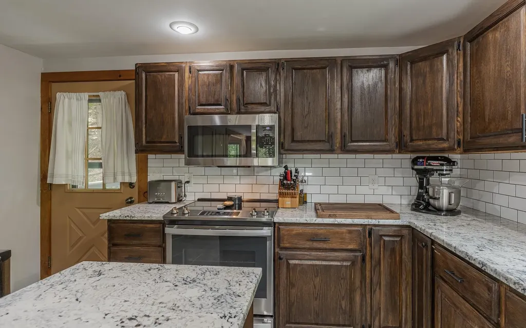 189 Crane Brook Road Langdon NH 03602