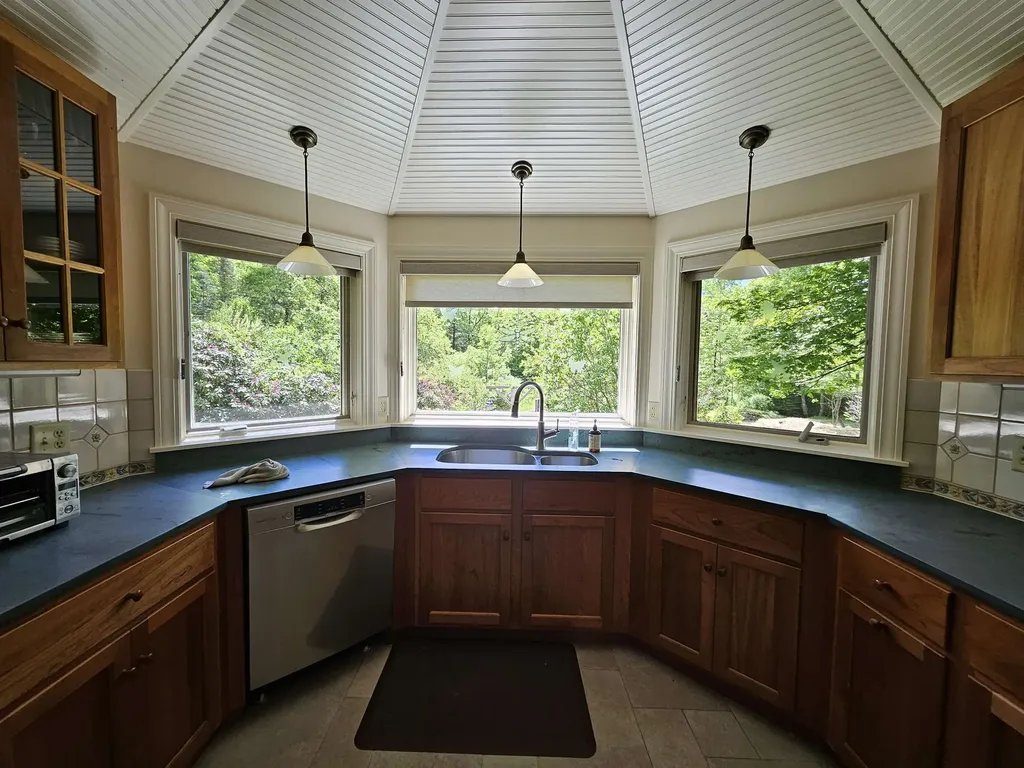 3924 Sweet Pond Road Guilford VT 05301