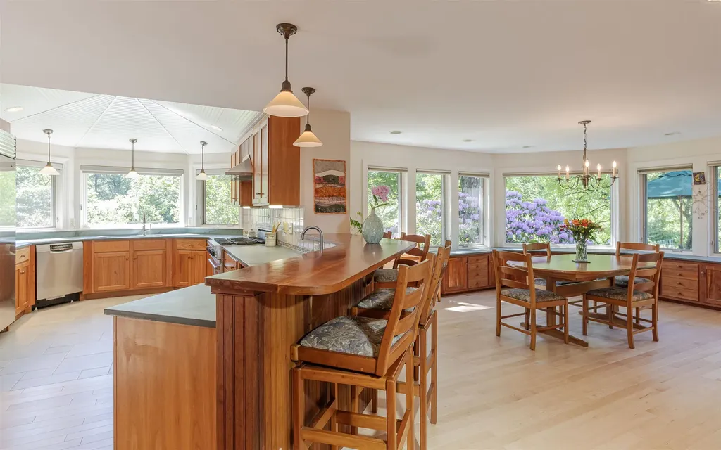 3924 Sweet Pond Road Guilford VT 05301